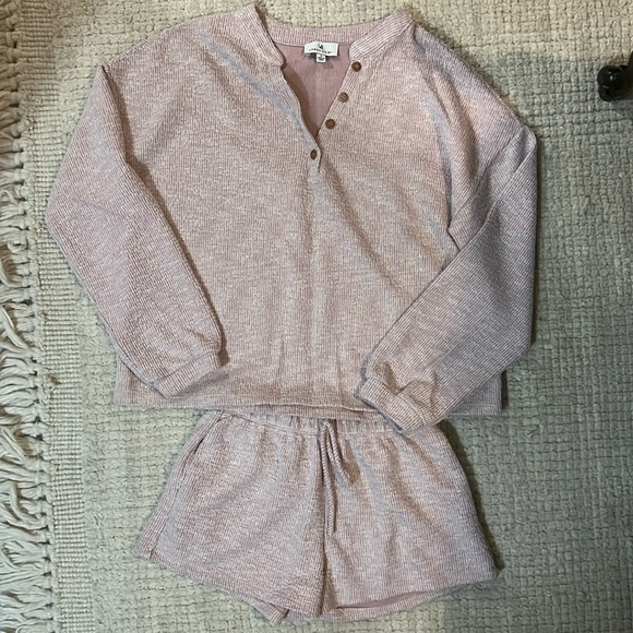 Urban Daizy Lounge Set - Picture 1 of 3